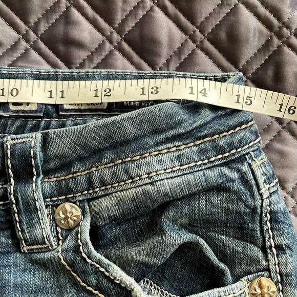 Miss Me crop jeans size 27 - Picture 5 of 5